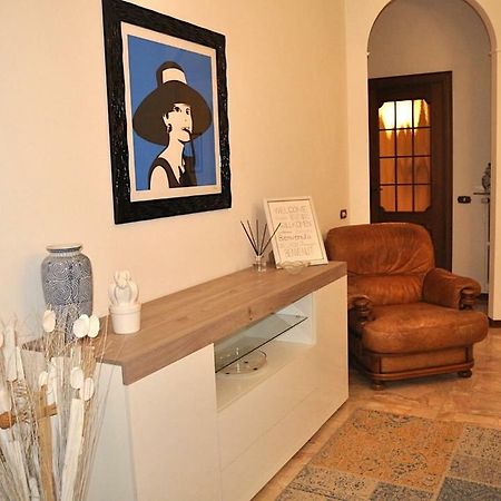 La Casa Di Sarita Apartment Павия Екстериор снимка