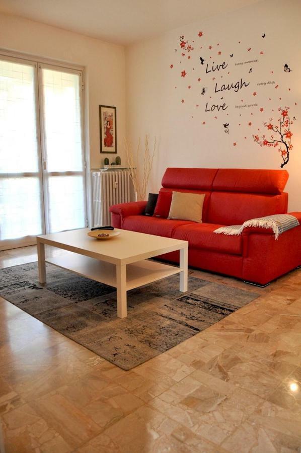 La Casa Di Sarita Apartment Павия Екстериор снимка